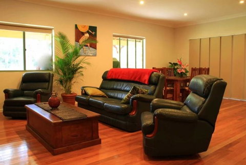 Ashdon Bed & Breakfast - VIC Tourism 8