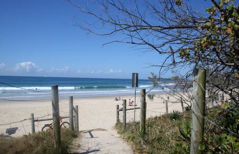 Alex Beach Cabins & Tourist Park - VIC Tourism 0