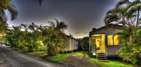 Alex Beach Cabins & Tourist Park - VIC Tourism 2