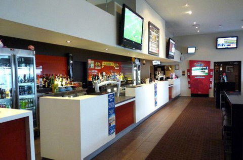 Grange Hotel - VIC Tourism 1