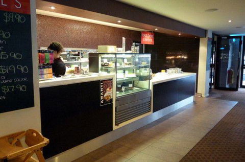 Grange Hotel - VIC Tourism 2