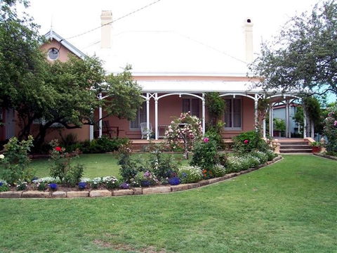 Guy House B&B - VIC Tourism 0