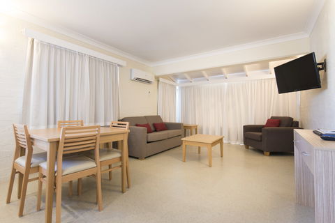 Don Pancho Beach Resort - VIC Tourism 1