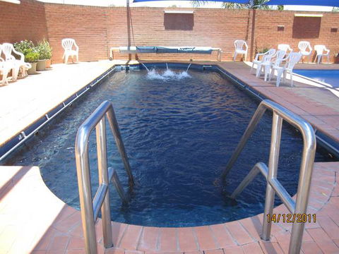 Dragon Phoenix Resort & Restaurant - VIC Tourism 11