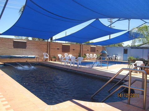 Dragon Phoenix Resort & Restaurant - VIC Tourism 14