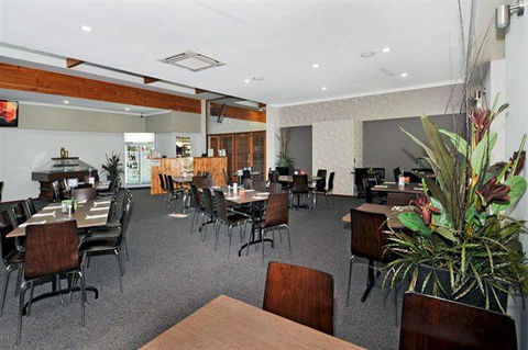 Drakesbrook Hotel - VIC Tourism 2