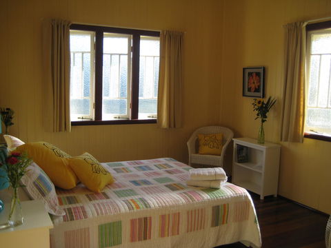 Eco Queenslander Holiday Home - VIC Tourism 1