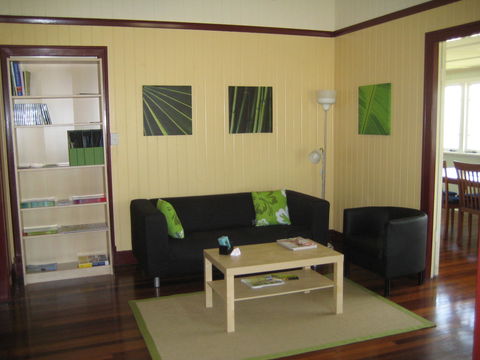 Eco Queenslander Holiday Home - VIC Tourism 3