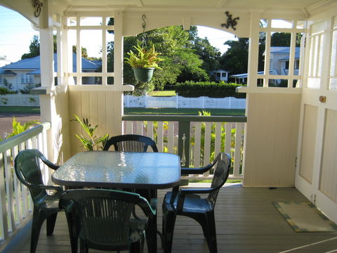Eco Queenslander Holiday Home - VIC Tourism 8