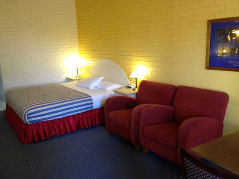 Econo Lodge Statesman Ararat - VIC Tourism 4
