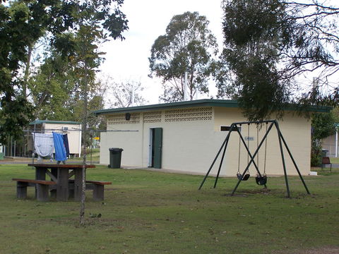 Eidsvold Caravan Park - VIC Tourism 2