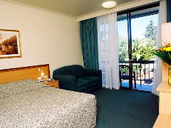 El Lago Waters Resort - VIC Tourism 3