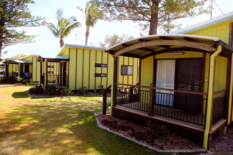 Elliott Heads Holiday Park - VIC Tourism 7