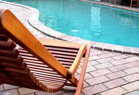 Eltham Motor Inn - VIC Tourism 0