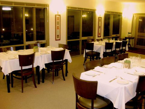 Eltham Motor Inn - VIC Tourism 1