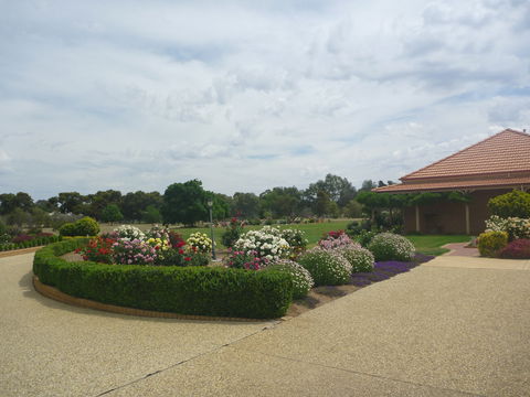 Fairways Bed & Breakfast At Jerilderie - VIC Tourism 0