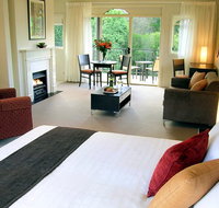 Falls Mountain Retreat - VIC Tourism