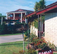 Fountain Court - VIC Tourism