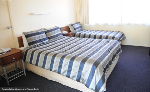 Fox Glenn Motor Inn - VIC Tourism 0