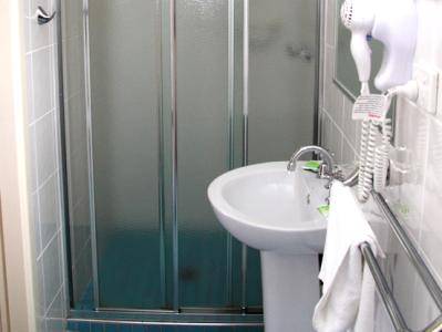 Gabriel Motor Inn - VIC Tourism 2