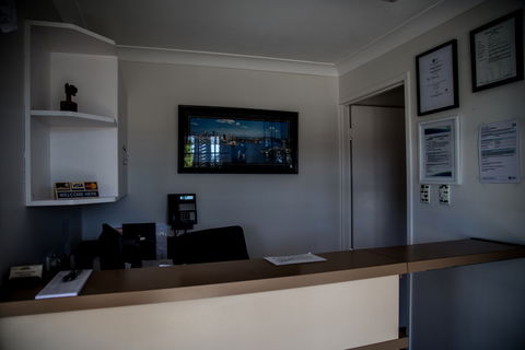 Gayndah Colonial Motor Inn - VIC Tourism 8