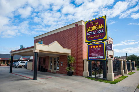 Georgian Motor Lodge - VIC Tourism 1