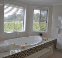 Ghost Riders Vineyard Lodge - VIC Tourism