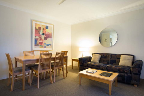 Golden Shores Holiday Club - VIC Tourism 5