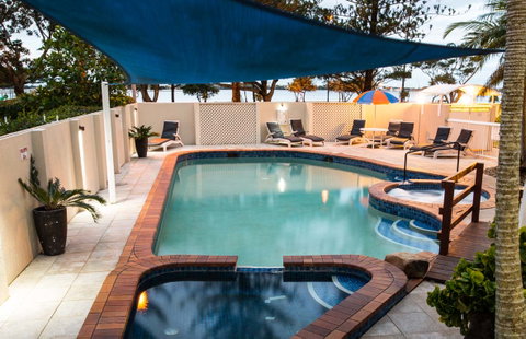 Golden Shores Holiday Club - VIC Tourism 7