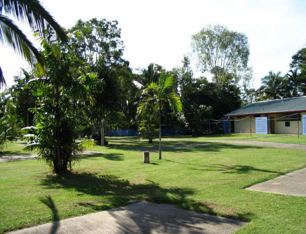 Dingo Pocket QLD VIC Tourism