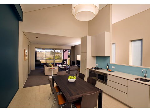 Grand Mercure Apartments The Vintage - VIC Tourism 1