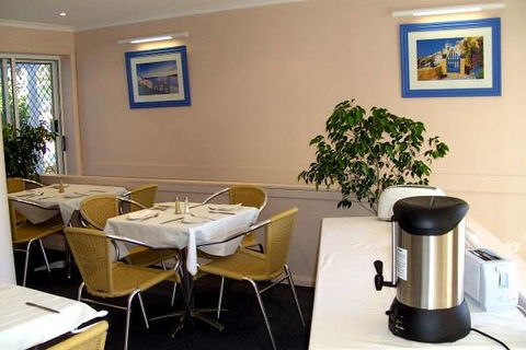 Great Lakes Motor Inn - VIC Tourism 1