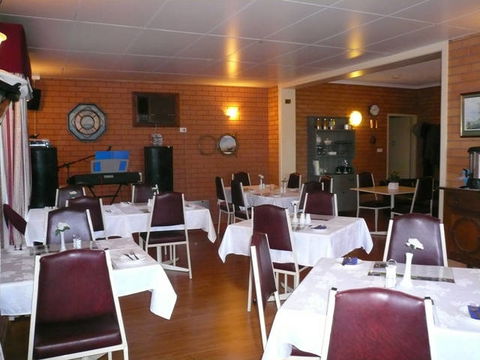 Grong Grong Motor Inn - VIC Tourism 3