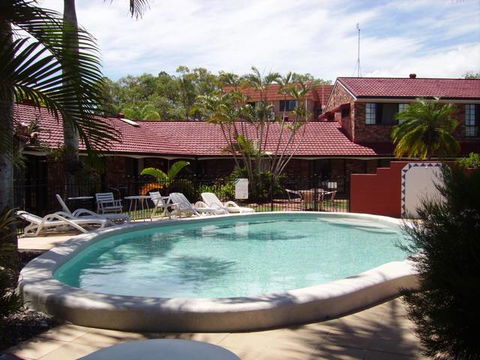 Hervey Bay Colonial Lodge - VIC Tourism 2