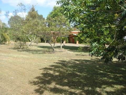Hilldrop Motor Inn - VIC Tourism 1