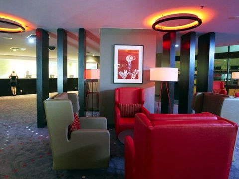 Holiday Inn Townsville - VIC Tourism 0