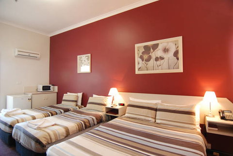 Hotel Dolma - VIC Tourism 2