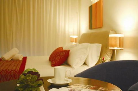 Hotel Laguna - VIC Tourism 0