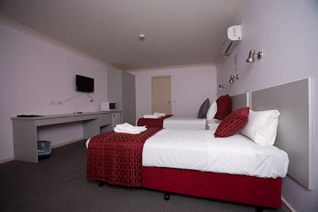Hume Villa Motor Inn - VIC Tourism 1