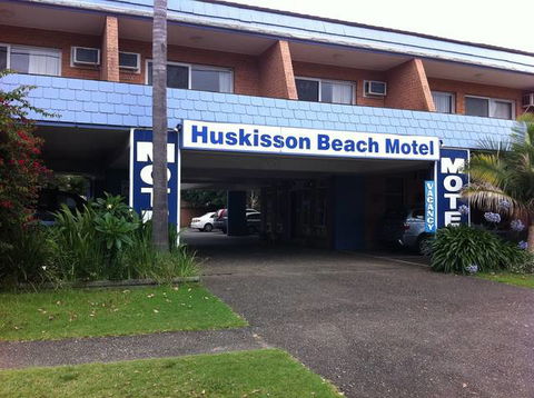 Huskisson Beach Motel - VIC Tourism 3