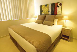 IStay Precinct - VIC Tourism 0