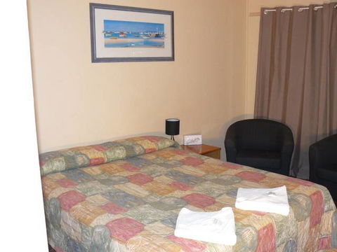 Jurien Bay Hotel Motel - VIC Tourism 2