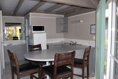 Kelly's Beach Resort - VIC Tourism 3