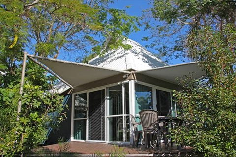 Kelly's Beach Resort - VIC Tourism 0