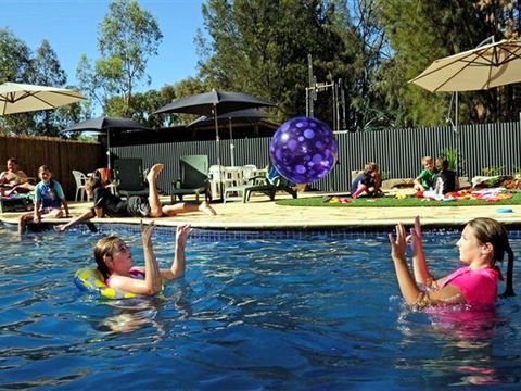 Kingston-On-Murray Caravan Park - VIC Tourism 1