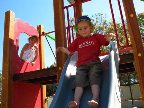 Lakesea Park - VIC Tourism 7