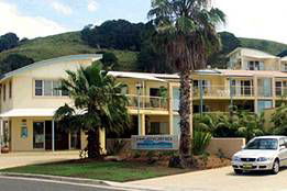 Lennox Beach Resort - VIC Tourism 4