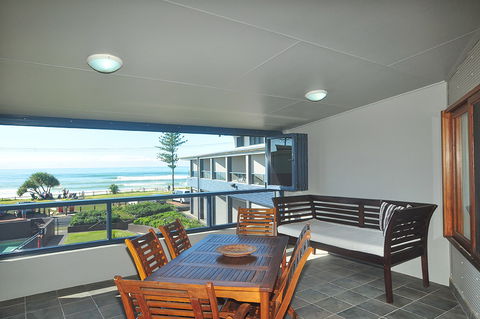 Lennox Holiday Apartments - VIC Tourism 1