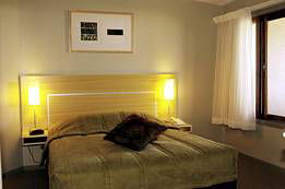 Lennox Holiday Apartments - VIC Tourism 5