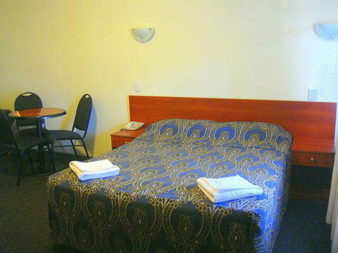 Liberty Plains Motor Inn - VIC Tourism 2